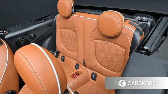 Mini Cooper S Convertible 2024 Светло-зеленый из Кореи, фото 3