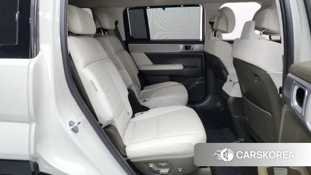 Hyundai Santa Fe (MX5) 2025 Серебристо-серый из Кореи, фото 3