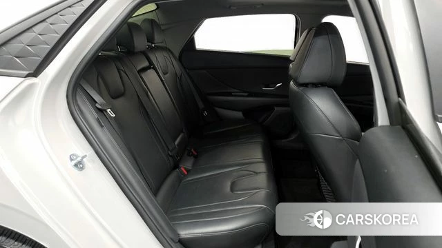 Hyundai The New Avante (CN7) 2024 Серый из Кореи, фото 3