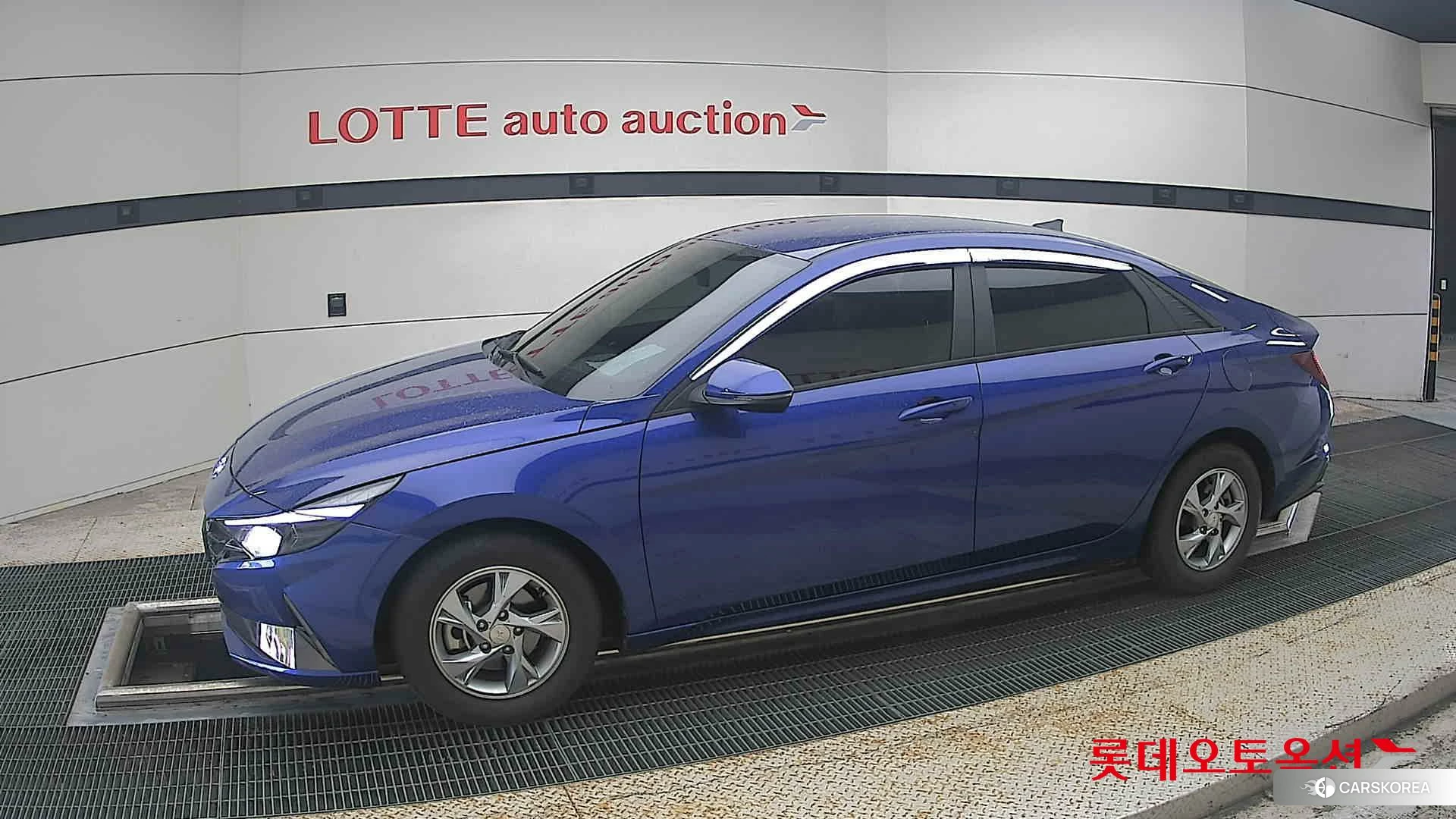 Hyundai Avante 2021 Intense Blue из Кореи, фото 3