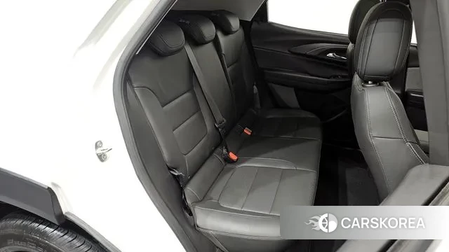 Chevrolet (GM Daewoo) Trailblazer 2021 Белый из Кореи, фото 3