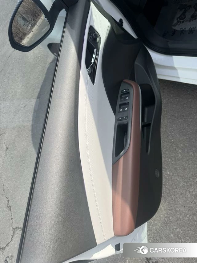 Chevrolet Cruze 2023 Белый из Китая, фото 3