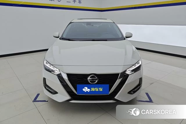 Nissan Xuan Yi 2022 Белый из Китая, фото 3