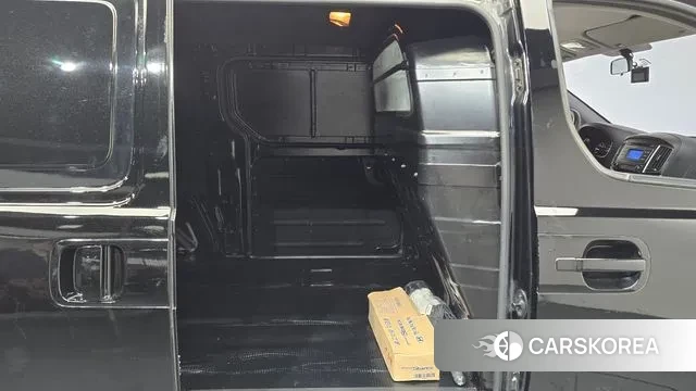 Hyundai The New Grand Starex 2018 Черный из Кореи, фото 3