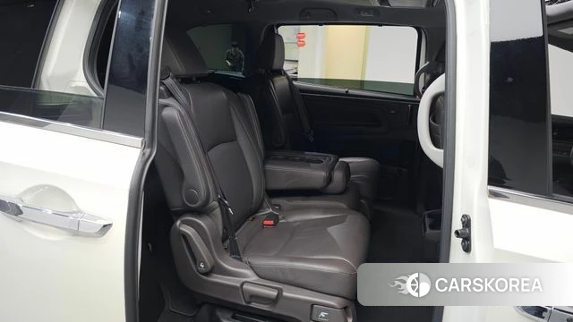 Honda Odyssey 2018 Белый из Кореи, фото 3