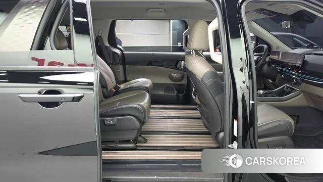 Kia The New Carnival 4th Generation 2025 Черный из Кореи, фото 3