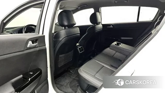 Kia Sportage 4th Generation 2018 Белый из Кореи, фото 3