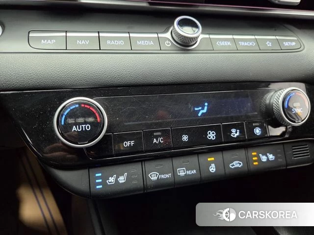 Hyundai Avante (CN7) 2021 Серебристо-серый из Кореи, фото 3
