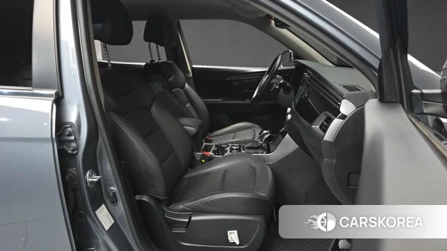 Ssangyong Beautiful Korando 2020 Серый из Кореи, фото 3