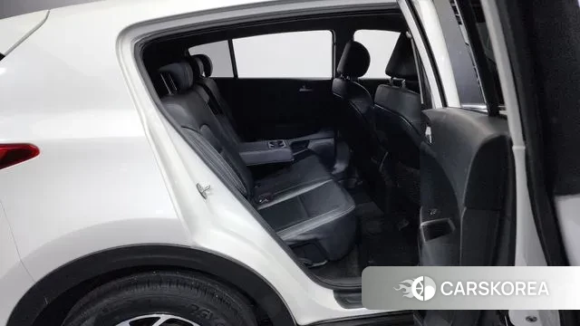 Kia Sportage The Bold 2021 Белый из Кореи, фото 3