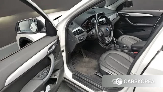 BMW X1 (F48) 2018 Белый из Кореи, фото 3