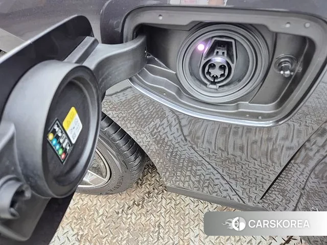 BMW 5 Series (G60) 2025 Серый из Кореи, фото 3