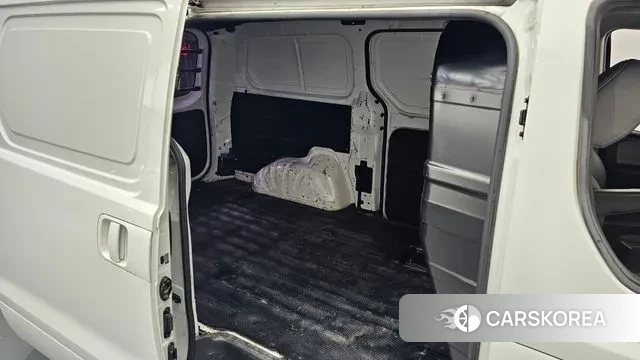 Hyundai The New Grand Starex 2018 Белый из Кореи, фото 3