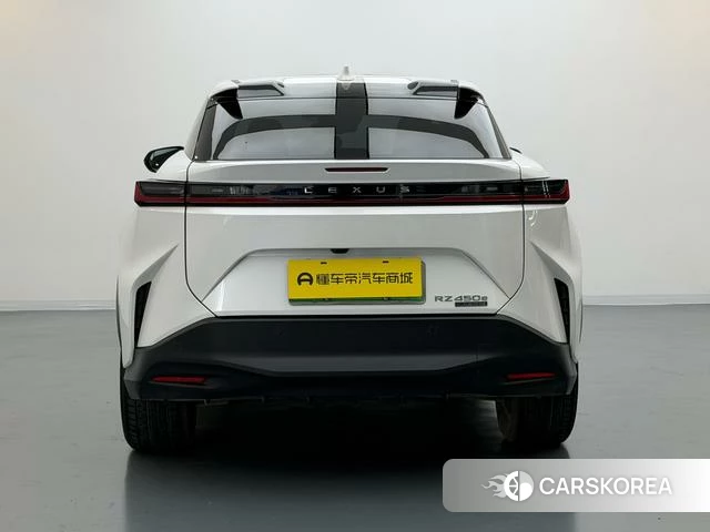 Lexus RZ 2023 Белый из Китая, фото 3
