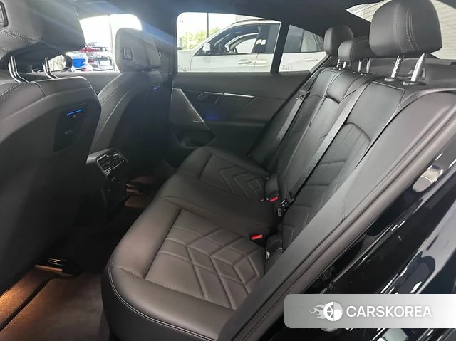 BMW 5 Series (G60) 2024 Черный из Кореи, фото 3
