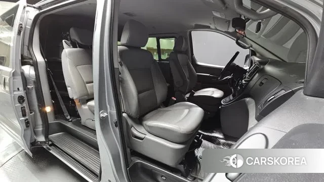 Hyundai The New Grand Starex 2020 Серебряный из Кореи, фото 3