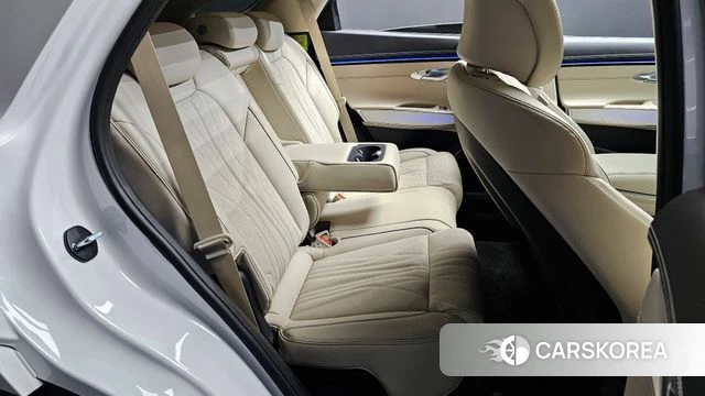 Genesis GV70 2026 Белый из Кореи, фото 3