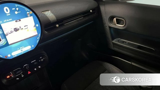 Mini Cooper C 4th generation 2025 Черный из Кореи, фото 3