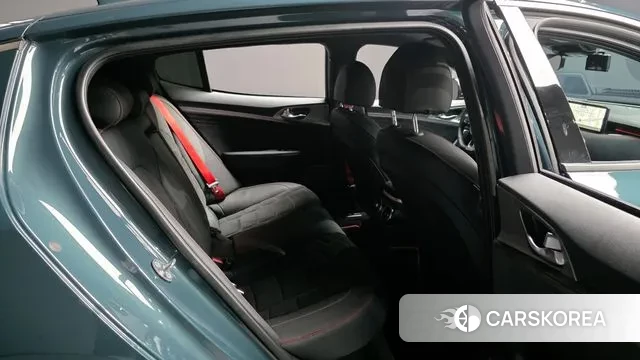 Kia Stinger Meister 2023 Зеленый из Кореи, фото 3