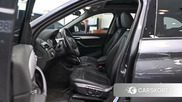 BMW X1 (F48) 2019 Серый из Кореи, фото 3