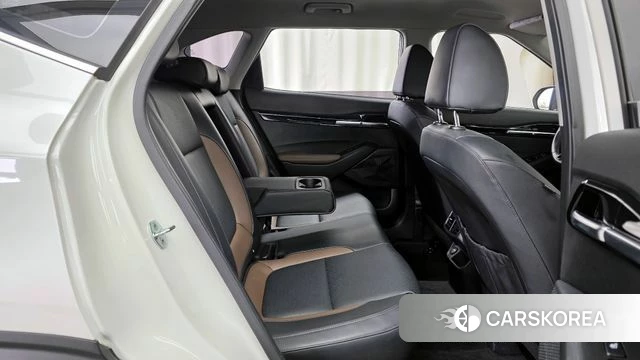 Kia Seltos 2022 Белый из Кореи, фото 3