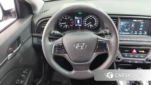 Hyundai Avante AD 2018 Белый из Кореи, фото 3