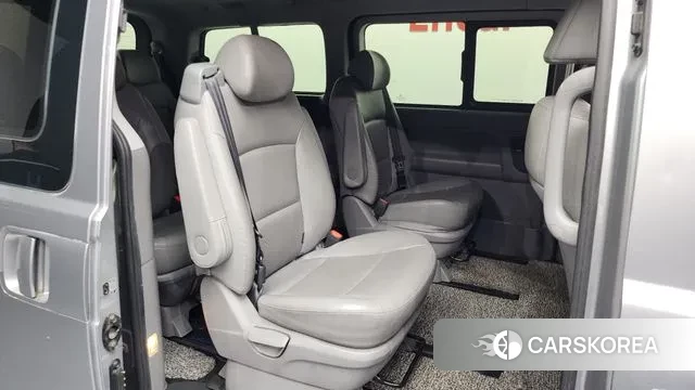 Hyundai The New Grand Starex 2019 Серебристо-серый из Кореи, фото 3