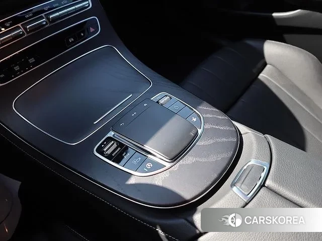 Mercedes-Benz E-Class W213 2023 Черный из Кореи, фото 3