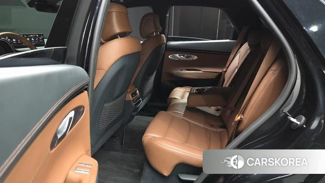 Genesis GV70 2021 Черный из Кореи, фото 3