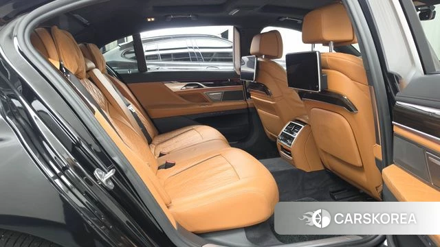 BMW 7 Series (G11) 2019 Черный из Кореи, фото 3