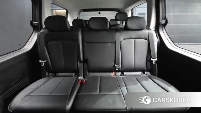 Hyundai Staria 2021 Серебряный из Кореи, фото 3