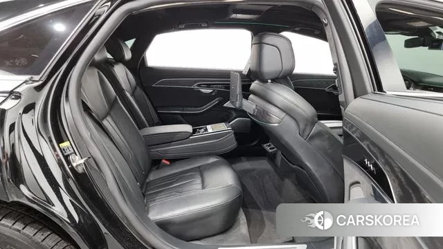 Audi A8 (D5) 2021 Черный из Кореи, фото 3