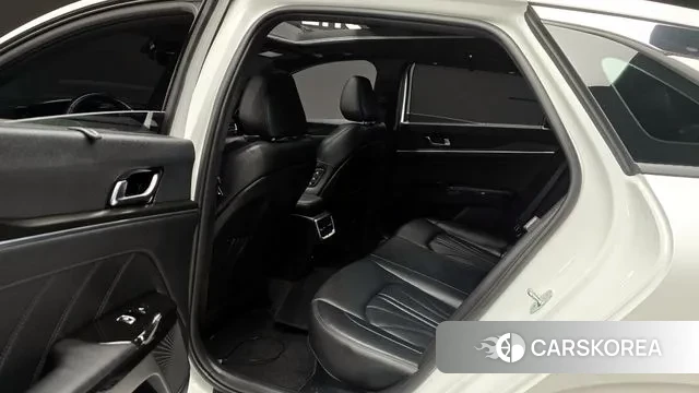 Kia K5 Hybrid 3rd Generation 2023 Белый из Кореи, фото 3