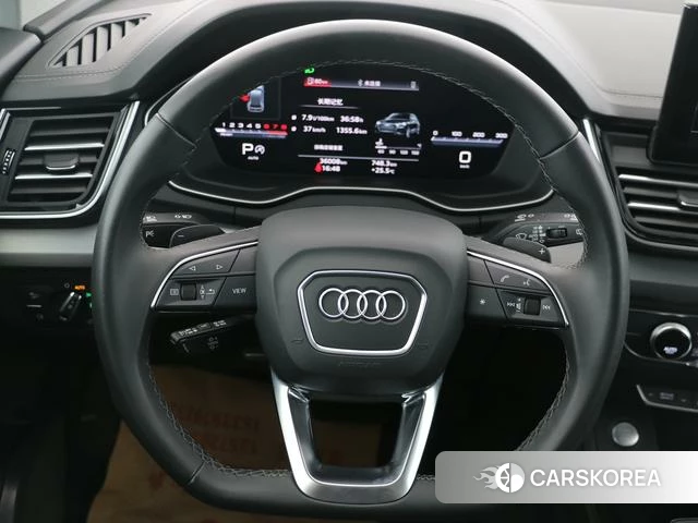 Audi Q5L Sportback 2025 Белый из Китая, фото 3