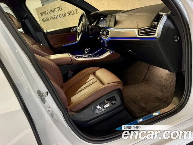 BMW X5 (G05) 2023 Белый из Кореи, фото 3