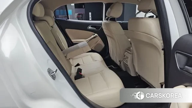 Mercedes-Benz GLA-Class X156 2018 Белый из Кореи, фото 3