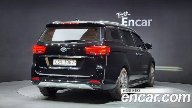 Kia The New Carnival 2018 Черный из Кореи, фото 3