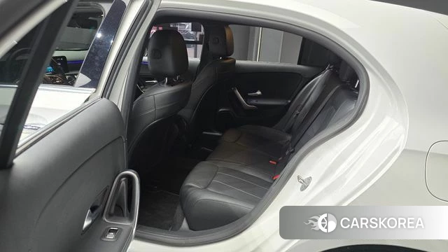Mercedes-Benz A-Class W177 2021 Белый из Кореи, фото 3