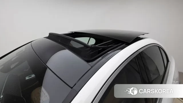 Mercedes-Benz E-Class W214 2024 Белый из Кореи, фото 3