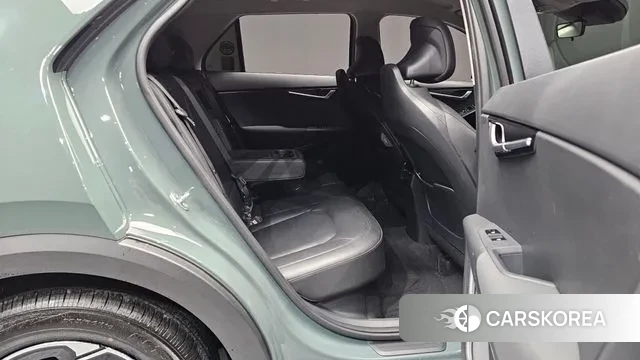 Kia Di Ol Nu Niro 2022 Зеленый из Кореи, фото 3