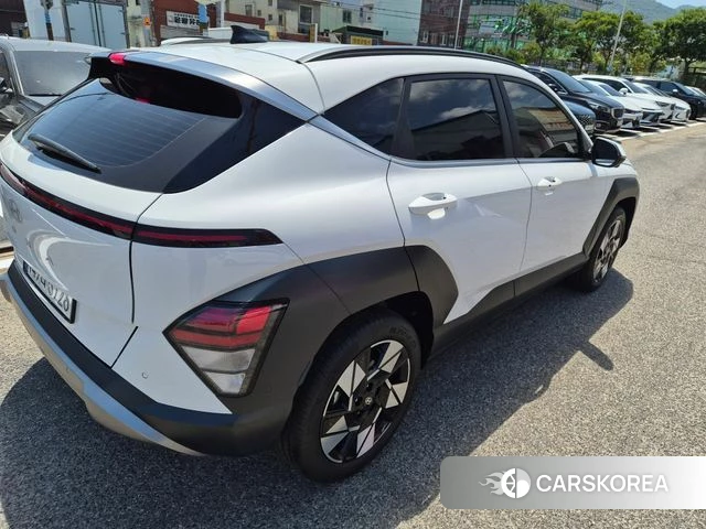 Hyundai Kona (SX2) 2025 Белый из Кореи, фото 3