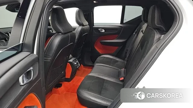 Volvo XC40 2020 Белый из Кореи, фото 3