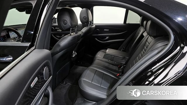 Mercedes-Benz E-Class W213 2020 Черный из Кореи, фото 3