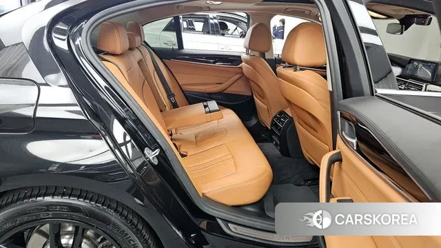 BMW 5 Series (G30) 2019 Черный из Кореи, фото 3