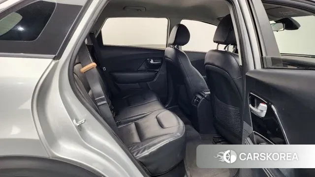 Kia Niro EV 2021 Серебряный из Кореи, фото 3