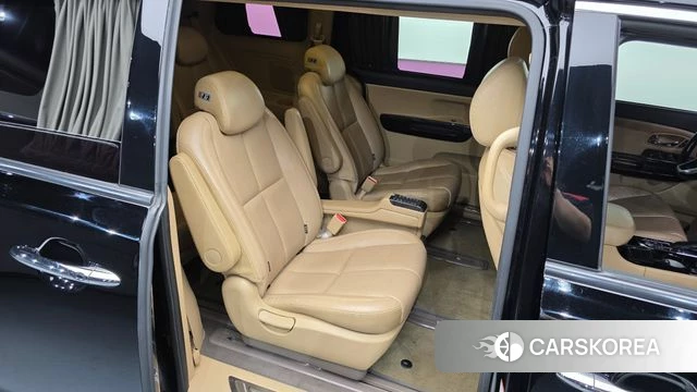 Kia The New Carnival 2018 Черный из Кореи, фото 3