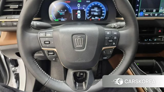 Toyota Crown Crossover 2024 Белый из Кореи, фото 3