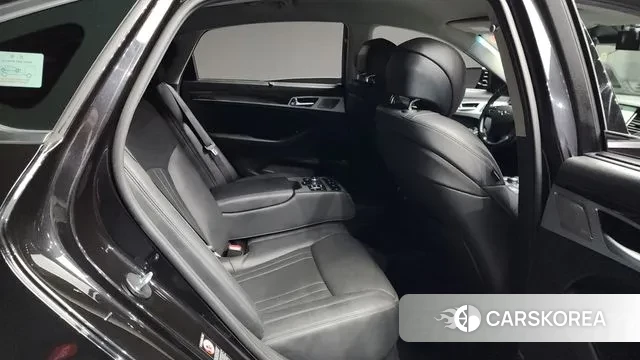 Genesis G80 2018 Черный из Кореи, фото 3