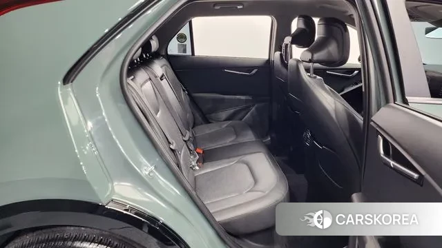 Kia Di Ol Nu Niro 2023 Темно-зеленый из Кореи, фото 3