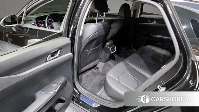 Kia K5 3rd generation 2022 Черный из Кореи, фото 3